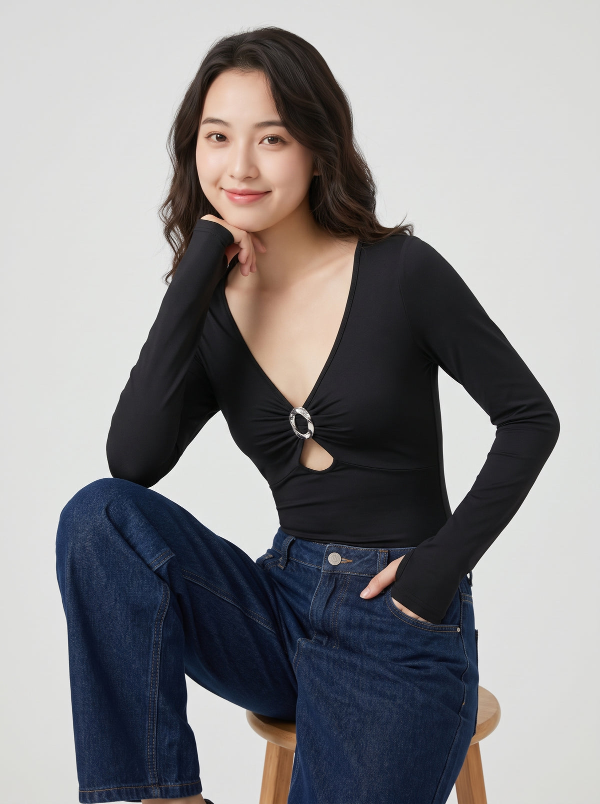 Factory OEM/ODM Women's Long Sleeve V-Neck Bodysuit with O-Ring Detail